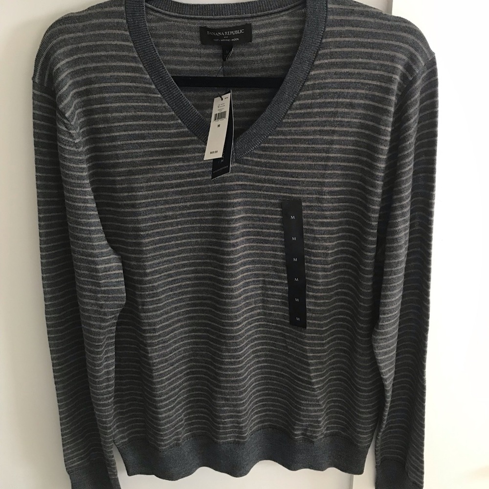 NWT Banana Republic merino wool sweater
